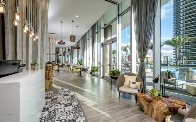 Hyde Resort and Residences, OceanMiami Collection