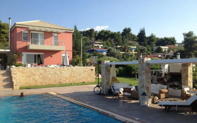 Beautiful Villa for 10 - Private Pool