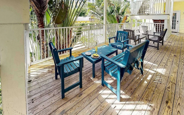 Beach Club Modern Condo C Bldg