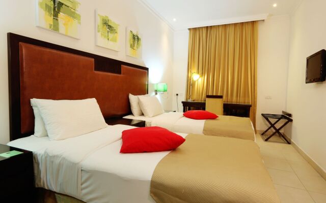 Corp Executive Hotel Doha Suites