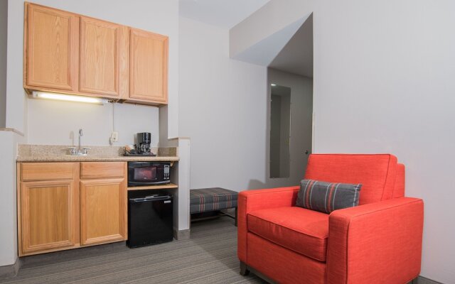Country Inn & Suites by Radisson, Austin-University, TX
