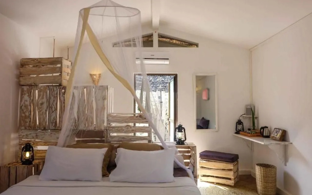 B4 Beach Club (Adults only)