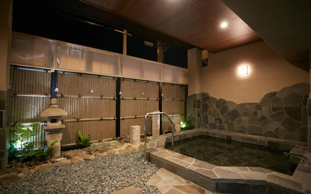 Osaka Corona Hotel
