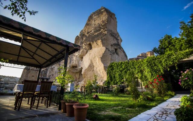 Dervish Cave House & Elegance Cave Suites