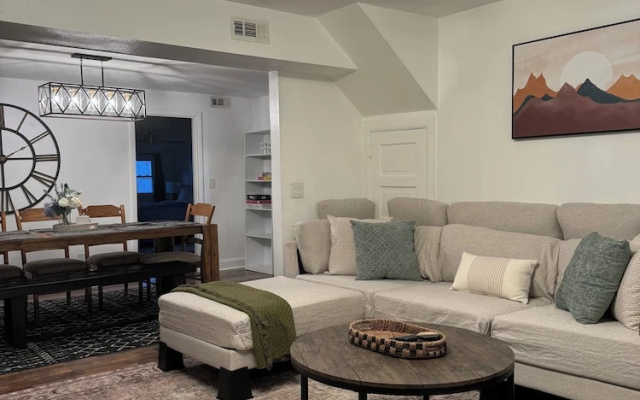 Charming May Street Retreat
