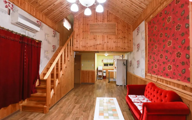 Fulnaeum House Pension