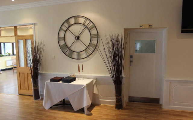 Travel Plaza Hotel