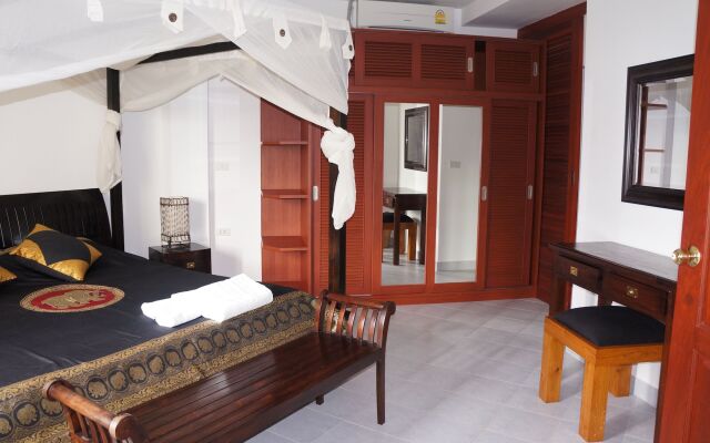 The Royal Tropical Beach at VIP Chain Resort