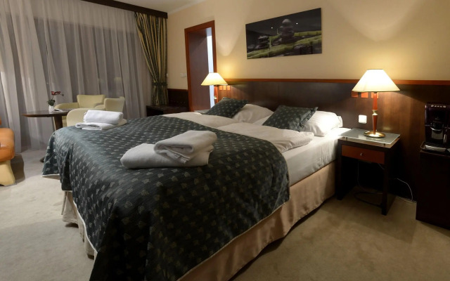 Hotel Grand