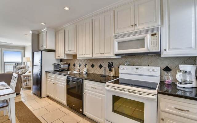 Seascape 2313 Hotel Room