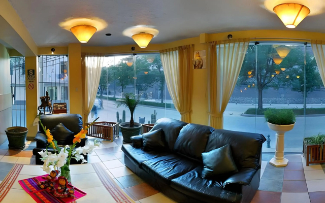 El Puma Hotel