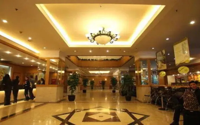 Garden City Hotel