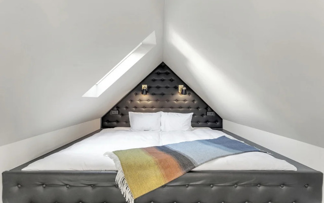 ODDSSON Downtown Hotel