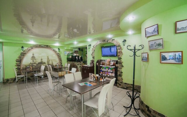 Yavir Hotel