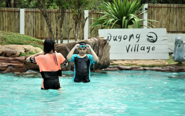 Dugong Village-Green Hotel