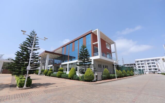VRR Hotel's And Convention Centre