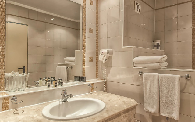 Royal Bay Hotel – All Inclusive