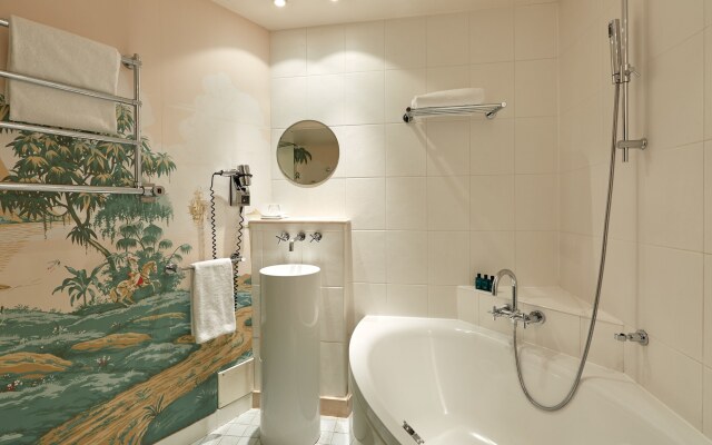 Hôtel du Petit Moulin, Haute Couture hotel by Lacroix