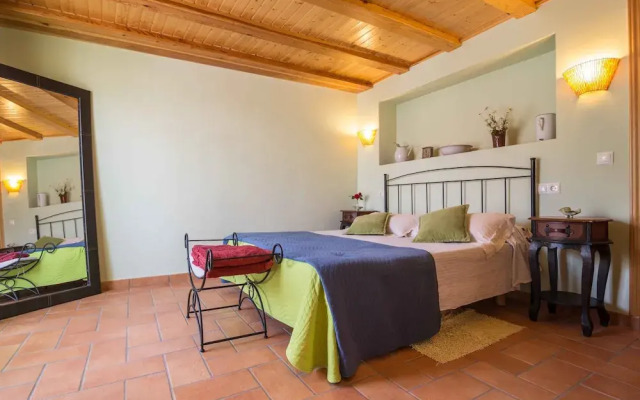 The Ca Lluis Rural House