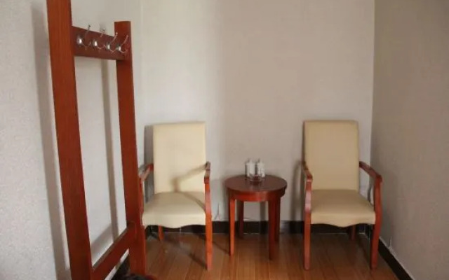 Guanxian Shuangying North Ring Express Hotel