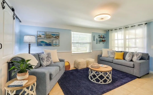 2 Mi to Bradenton Beach: Water-view Home w/ BBQ