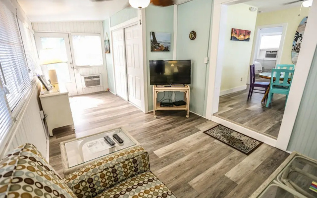 127 Delmar