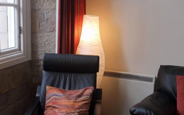 Royal Mile Mansions Apartment
