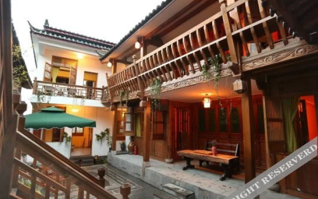 West Windows Inn