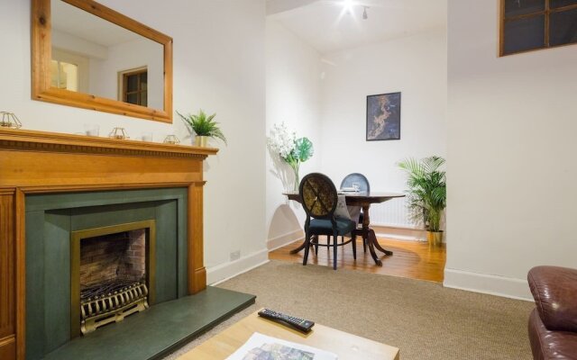 Edina Suites