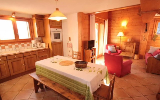 Appartement Villard-sur-Doron, 4 pièces, 8 personnes - FR-1-293-64