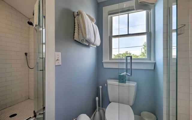 'captain's Quarters' Updated Provincetown Apt