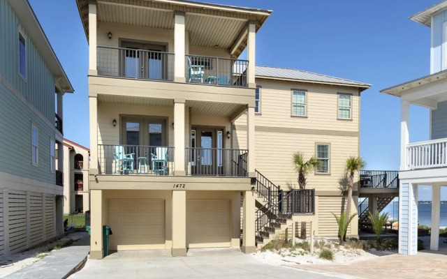 Sunset Serenity - By The Sea