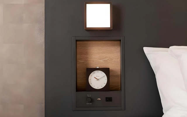 JR-East Hotel Mets Yokohama