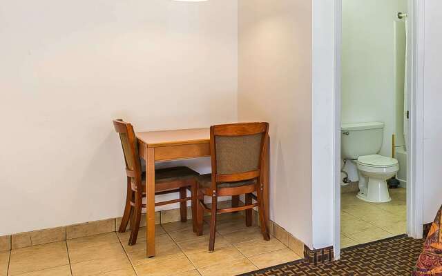 Suburban Studios Abercorn