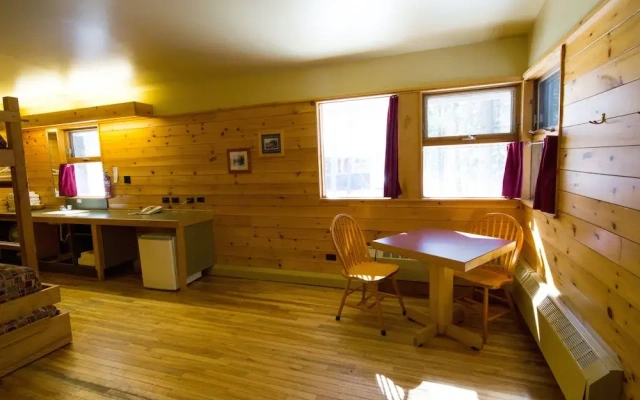 The Canadian Ecology Centre Cabins