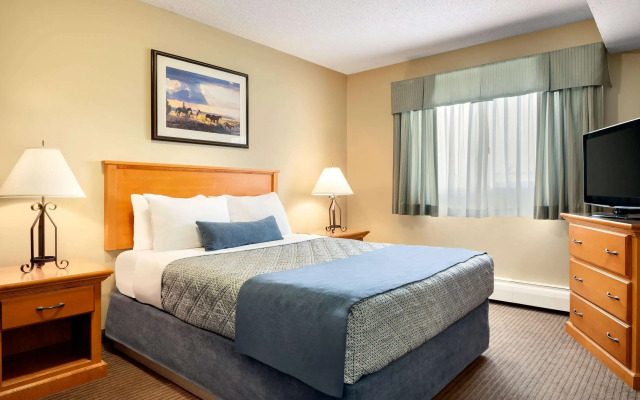 Travelodge by Wyndham Edson