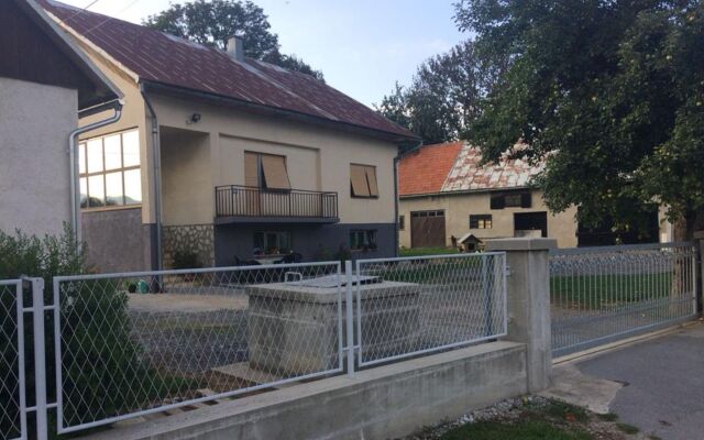 Mountain House Rukavina