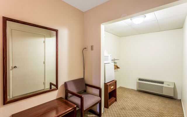 Motel 6 Butte, MT - Historic City Center