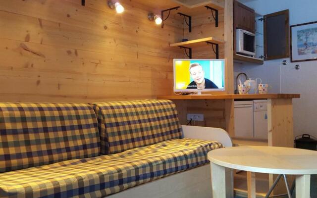 Appartement La Tania, 2 pièces, 5 personnes - FR-1-513-7