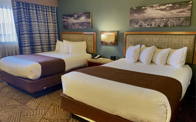 Kachina Lodge - Inside the Park