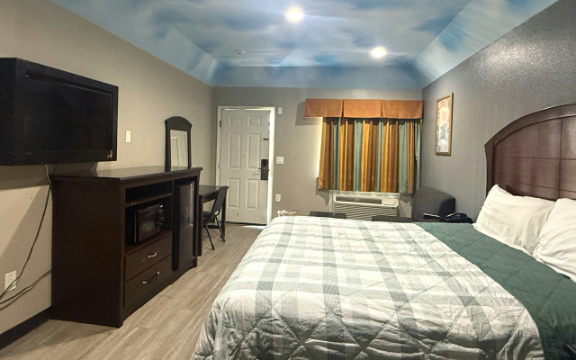 Hotel O Regency Suites Houston - IAH Beltway 8