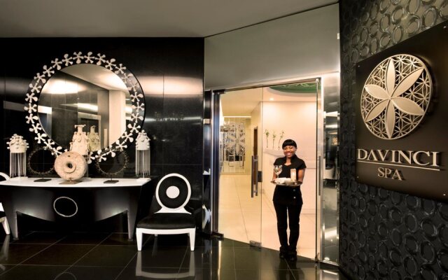 Davinci Hotel And Suites On Nelson Mandela Square