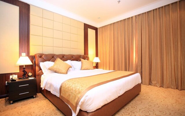 Eagle Canyon Hotel