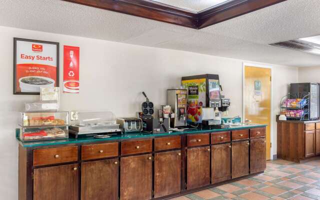 Econo Lodge Byron - Warner Robins