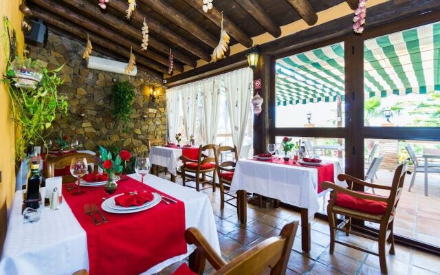 Posada Los Cantaros