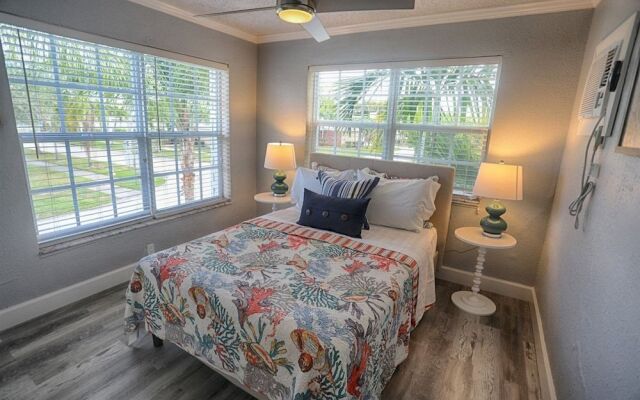 Sugarloaf Frank`s Key West Experience