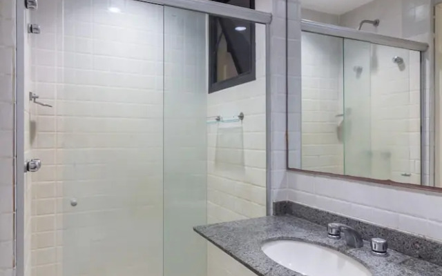 12 Minutes From Copacabana Beach Pl707