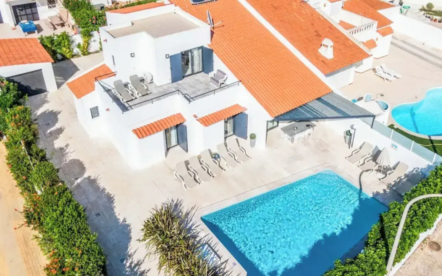 Villa Catarino