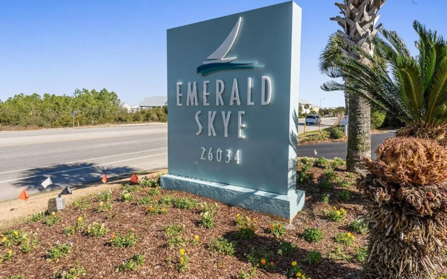 Emerald Skye Condos by ALBVR