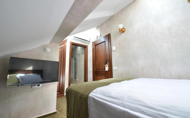 Noblesse Boutique Hotel